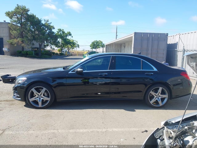WDDUG8CB0FA114890 Mercedes-Benz S 550