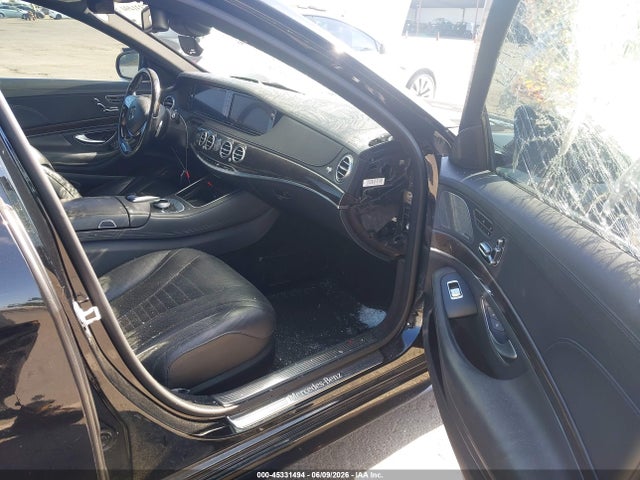 WDDUG8CB0FA114890 Mercedes-Benz S 550