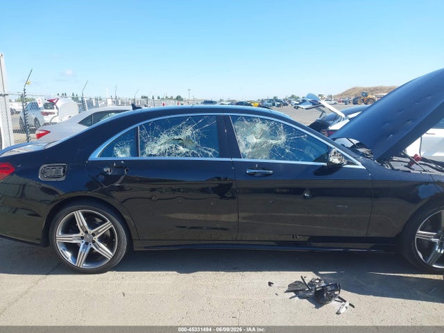 WDDUG8CB0FA114890 Mercedes-Benz S 550