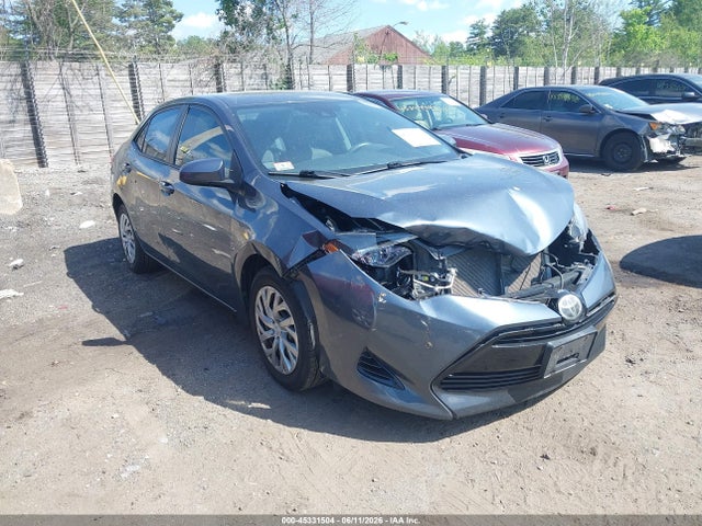 2017 2T1BURHE1HC896229 zdjęcie główne