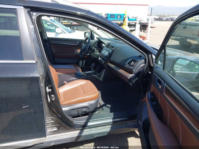 Subaru Outback 2.5i Touring 2017 4S4BSATC6H3272802 Image 5