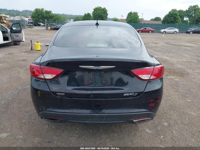 Chrysler 200 S 2015 1C3CCCDGXFN627950 Image 16