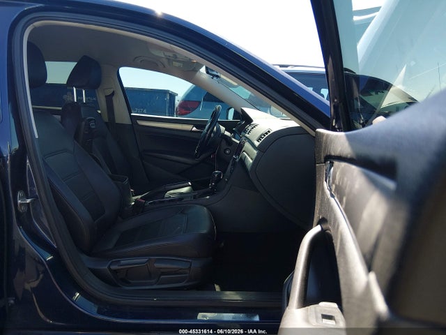 Aukcja sprzedaży 2015 Volkswagen Passat 1.8t Se, vin: 1VWBT7A39FC025288, numer aukcji: 45331614
