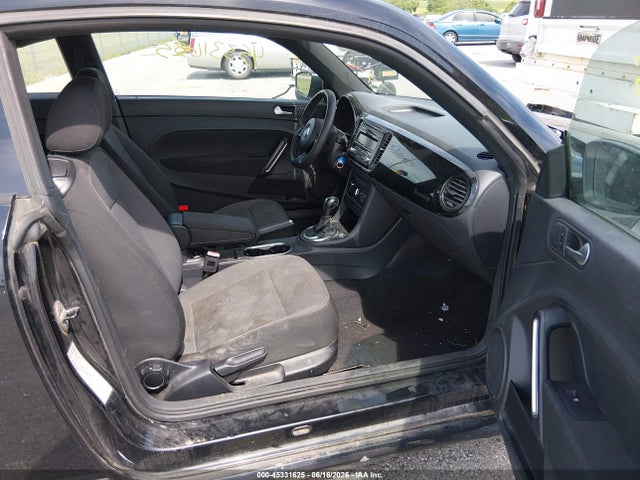2014 Volkswagen Beetle 1.8t Entry მანქანა იყიდება აუქციონზე, vin: 3VWF17AT3EM640097, აუქციონის ნომერი: 45331625