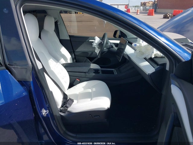 Продажа на аукционе авто 2023 Tesla Model Y Awd/long Range Dual Motor All-wheel Drive, vin: 7SAYGDEE1PF616184, номер лота: 45331636