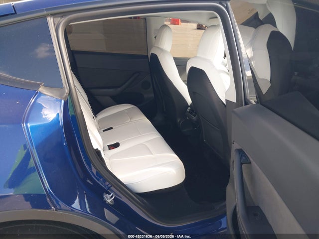 Продажа на аукционе авто 2023 Tesla Model Y Awd/long Range Dual Motor All-wheel Drive, vin: 7SAYGDEE1PF616184, номер лота: 45331636