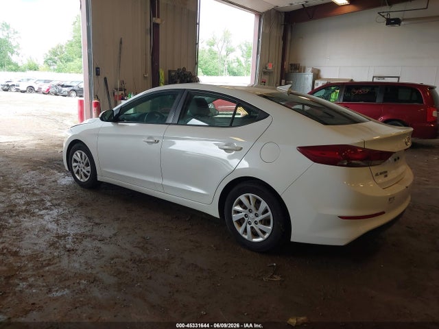 2017 Hyundai Elantra Se მანქანა იყიდება აუქციონზე, vin: 5NPD74LF5HH112778, აუქციონის ნომერი: 45331644