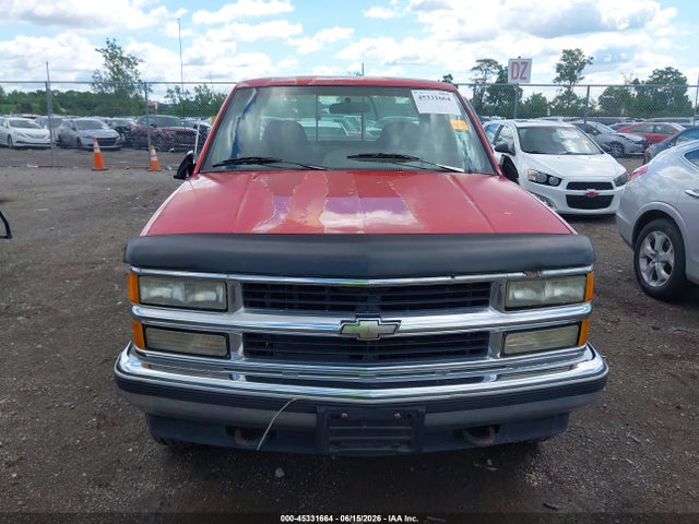 45331664 :رقم المزاد ، 1GCEK19K0SE189555 vin ، 1995 Chevrolet Gmt-400 K1500 مزاد بيع