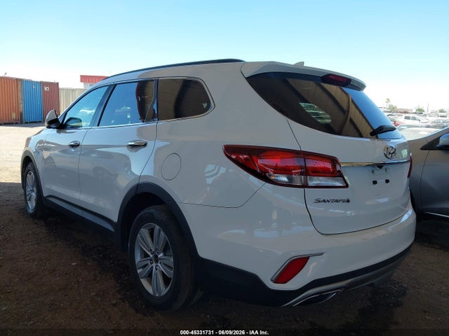 45331731 :رقم المزاد ، KM8SMDHF3HU213683 vin ، 2017 Hyundai Santa Fe Se مزاد بيع