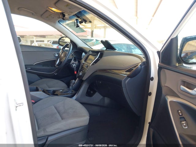 45331731 :رقم المزاد ، KM8SMDHF3HU213683 vin ، 2017 Hyundai Santa Fe Se مزاد بيع