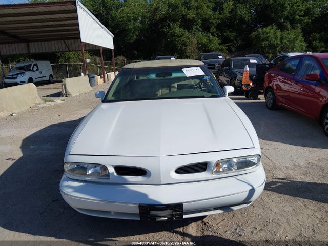45331747 :رقم المزاد ، 1G3HN52K3X4830166 vin ، 1999 Oldsmobile Eighty-eight Ls مزاد بيع