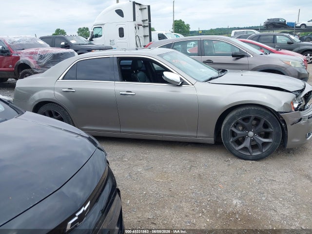 Продаж на аукціоні авто 2014 Chrysler 300c, vin: 2C3CCAET2EH160269, номер лоту: 45331863