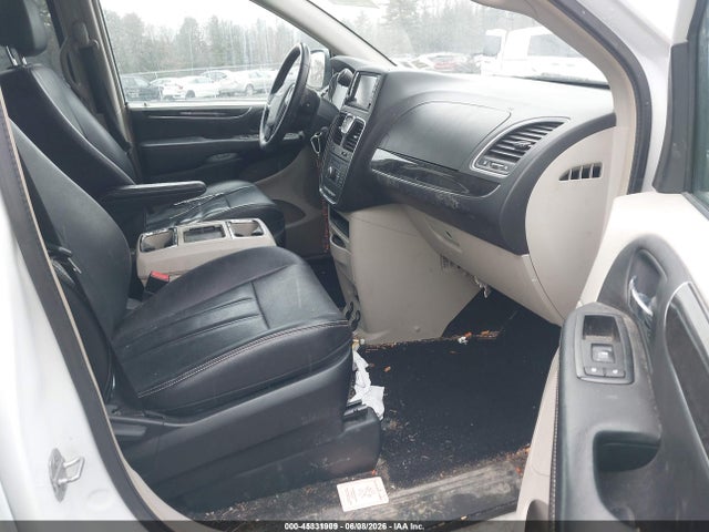 45331909 :رقم المزاد ، 2C4RC1BG4ER112215 vin ، 2014 Chrysler Town & Country Touring مزاد بيع