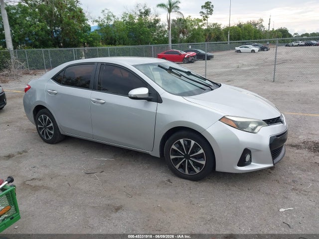 45331918 :رقم المزاد ، 5YFBURHE5EP138759 vin ، 2014 Toyota Corolla S مزاد بيع