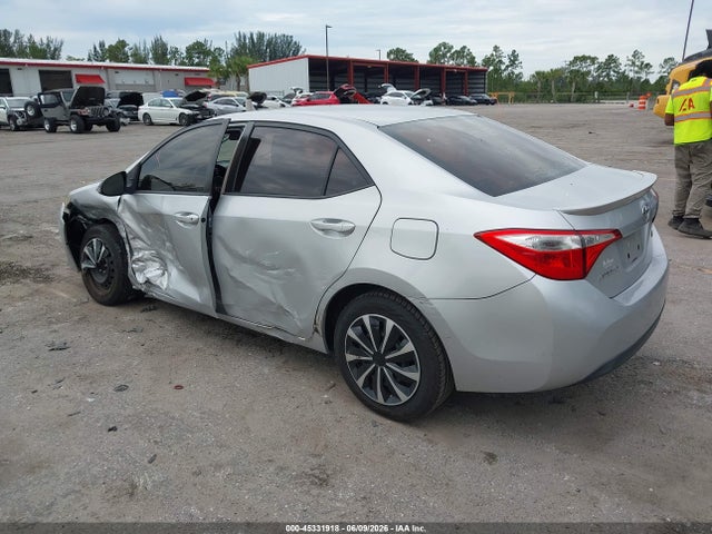 45331918 :رقم المزاد ، 5YFBURHE5EP138759 vin ، 2014 Toyota Corolla S مزاد بيع