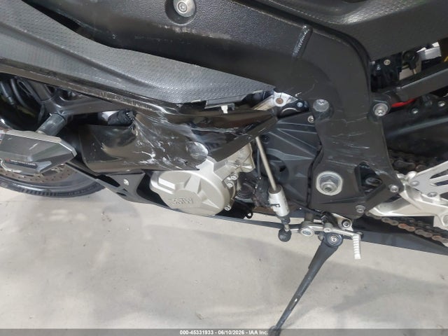 BMW S 1000 Rr 2015 WB10D2107FZ351049 Image 9