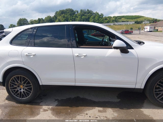Aukcja sprzedaży 2017 Porsche Cayenne Platinum Edition, vin: WP1AA2A27HKA83289, numer aukcji: 45331967