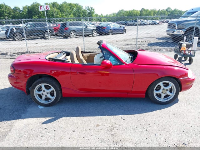 45331982 :رقم المزاد ، JM1NB353XY0146535 vin ، 2000 Mazda Mx-5 Miata Ls/special Edition مزاد بيع