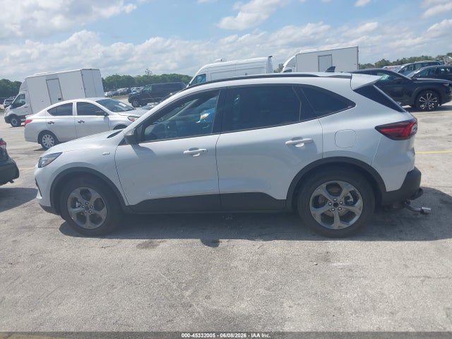 45332005 :رقم المزاد ، 1FMCU0MNXTUA09627 vin ، 2026 Ford Escape St-line مزاد بيع