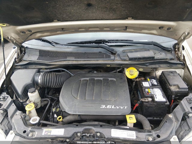 45332144 :رقم المزاد ، 2C4RC1BG7FR554102 vin ، 2015 Chrysler Town & Country Touring مزاد بيع