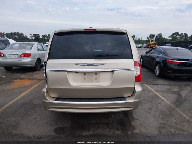 45332144 :رقم المزاد ، 2C4RC1BG7FR554102 vin ، 2015 Chrysler Town & Country Touring مزاد بيع