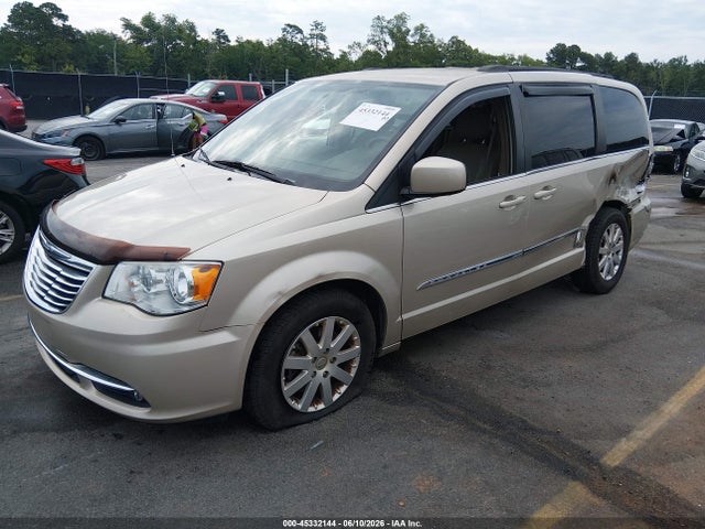45332144 :رقم المزاد ، 2C4RC1BG7FR554102 vin ، 2015 Chrysler Town & Country Touring مزاد بيع