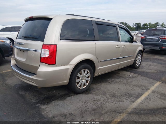 45332144 :رقم المزاد ، 2C4RC1BG7FR554102 vin ، 2015 Chrysler Town & Country Touring مزاد بيع
