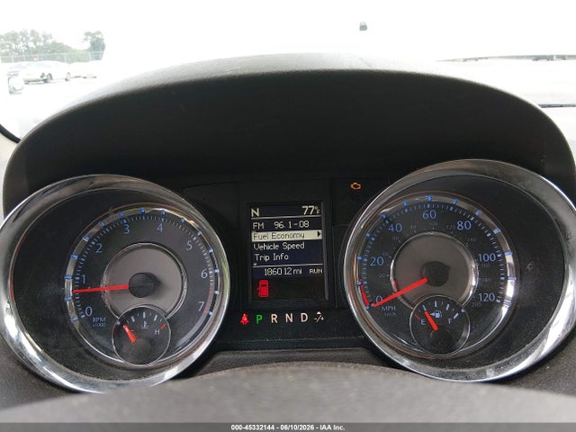45332144 :رقم المزاد ، 2C4RC1BG7FR554102 vin ، 2015 Chrysler Town & Country Touring مزاد بيع