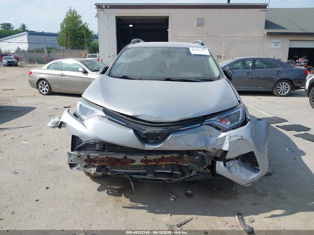 Auction sale of the 2018 Toyota Rav4 Le, vin: 2T3BFREV7JW721042, lot number: 45332145