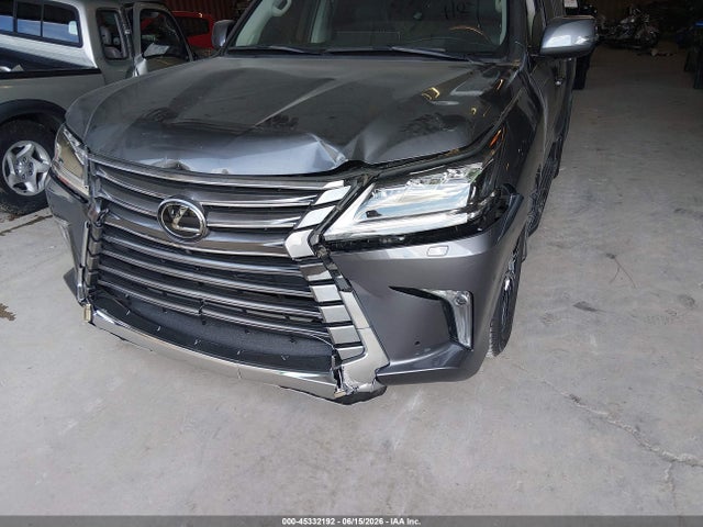 Lexus Lx 570 Three-row 2018 JTJHY7AX9J4260890 Image 17