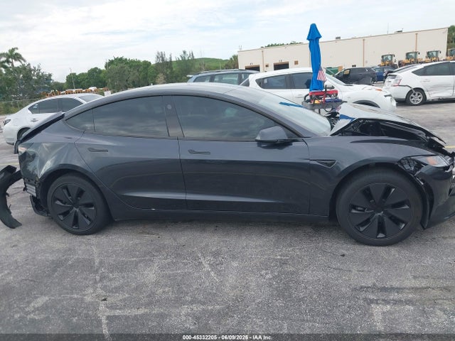 Продажа на аукционе авто 2025 Tesla Model 3 Long Range Rear-wheel Drive/standard Rear-wheel Drive, vin: 5YJ3E1EA1SF026472, номер лота: 45332205