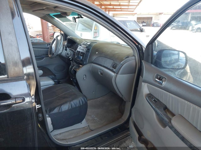 45332276 :رقم المزاد ، 5TDZK22C38S110151 vin ، 2008 Toyota Sienna Xle مزاد بيع