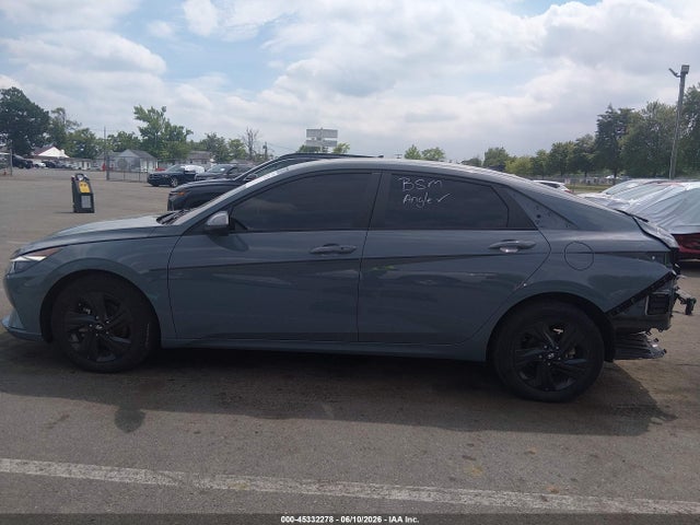 Auction sale of the 2023 Hyundai Elantra Sel, vin: KMHLM4AG1PU377021, lot number: 45332278