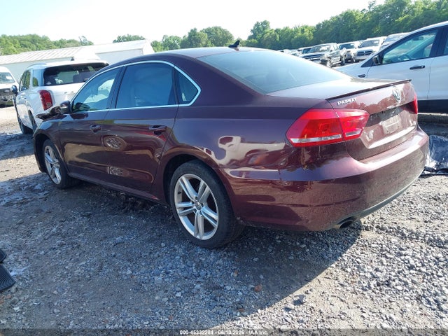 2014 Volkswagen Passat 1.8t Se მანქანა იყიდება აუქციონზე, vin: 1VWBT7A30EC077990, აუქციონის ნომერი: 45332284