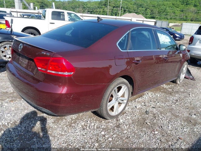 2014 Volkswagen Passat 1.8t Se მანქანა იყიდება აუქციონზე, vin: 1VWBT7A30EC077990, აუქციონის ნომერი: 45332284