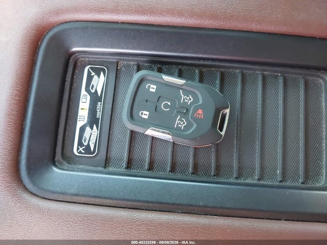 1GNSKKKC0FR543673 Chevrolet Suburban 1500 Ltz