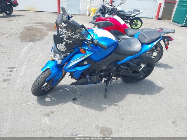 2016 Suzuki Gsx-s1000 მანქანა იყიდება აუქციონზე, vin: JS1GT79A7G2100552, აუქციონის ნომერი: 45332289