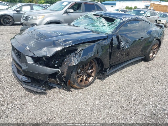 45332375 :رقم المزاد ، 1FA6P8R04T5502711 vin ، 2026 Ford Mustang Dark Horse مزاد بيع