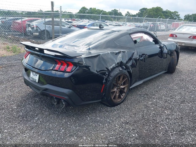 45332375 :رقم المزاد ، 1FA6P8R04T5502711 vin ، 2026 Ford Mustang Dark Horse مزاد بيع