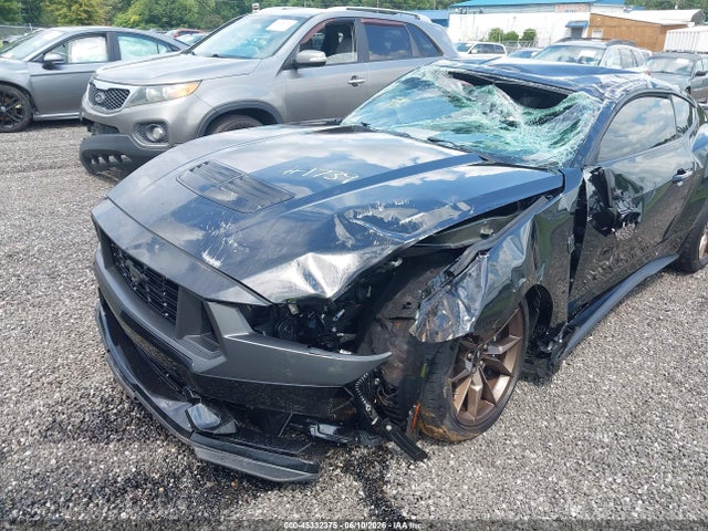 45332375 :رقم المزاد ، 1FA6P8R04T5502711 vin ، 2026 Ford Mustang Dark Horse مزاد بيع