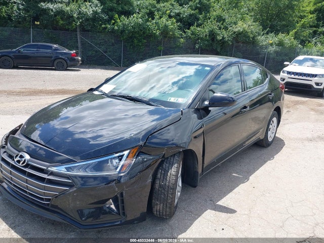 Hyundai ELANTRA SE 2019 5NPD74LF1KH412230 Image 2