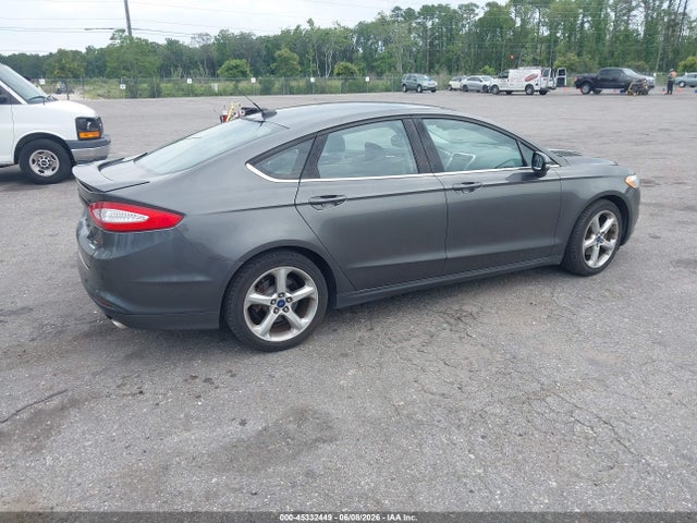 45332449 :رقم المزاد ، 3FA6P0HD5GR225124 vin ، 2016 Ford Fusion Se مزاد بيع