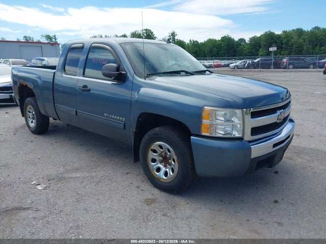 Продажа на аукционе авто 2010 Chevrolet Silverado 1500 Ls, vin: 1GCSCREA5AZ102672, номер лота: 45332502