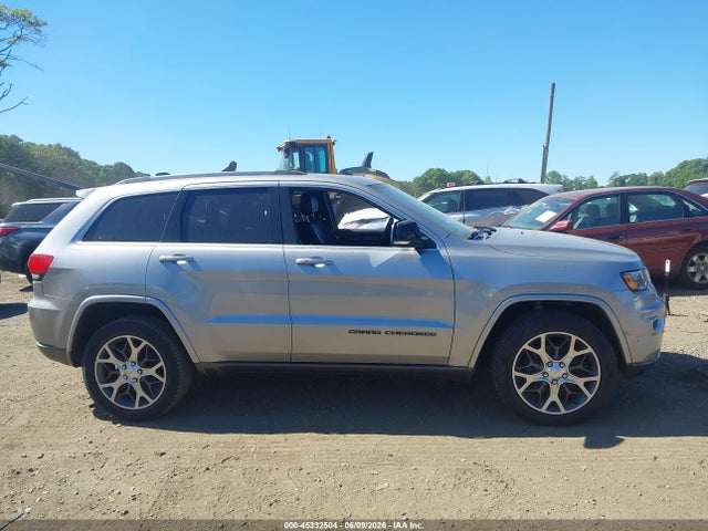 2018 Jeep Grand Cherokee Sterling Edition 4x4 მანქანა იყიდება აუქციონზე, vin: 1C4RJFBG6JC263532, აუქციონის ნომერი: 45332504
