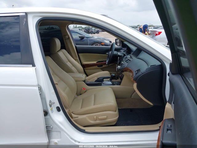 45332509 :رقم المزاد ، 1HGCP3F80CA041011 vin ، 2012 Honda Accord 3.5 Ex-l مزاد بيع
