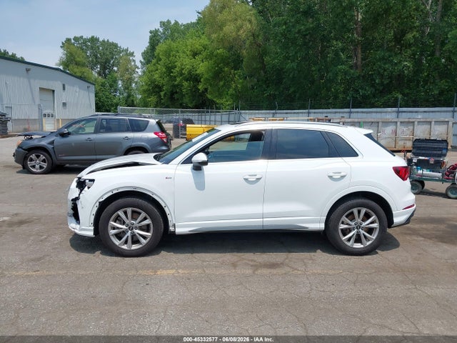2023 Audi Q3 Premium 45 Tfsi S Line Quattro Tiptronic მანქანა იყიდება აუქციონზე, vin: WA1DECF31P1074130, აუქციონის ნომერი: 45332577