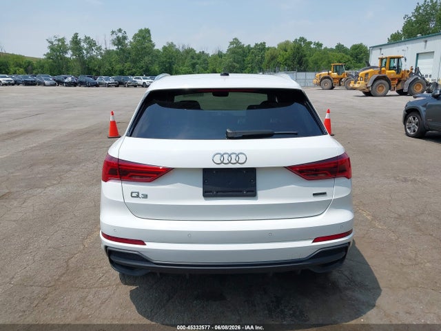 2023 Audi Q3 Premium 45 Tfsi S Line Quattro Tiptronic მანქანა იყიდება აუქციონზე, vin: WA1DECF31P1074130, აუქციონის ნომერი: 45332577