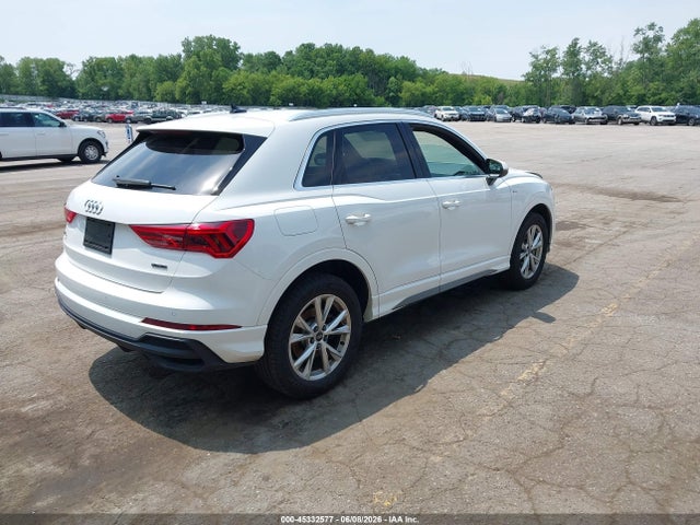 2023 Audi Q3 Premium 45 Tfsi S Line Quattro Tiptronic მანქანა იყიდება აუქციონზე, vin: WA1DECF31P1074130, აუქციონის ნომერი: 45332577