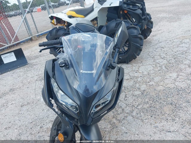 2016 Kawasaki Ex300 A მანქანა იყიდება აუქციონზე, vin: JKAEX8A1XGDA27178, აუქციონის ნომერი: 45332581