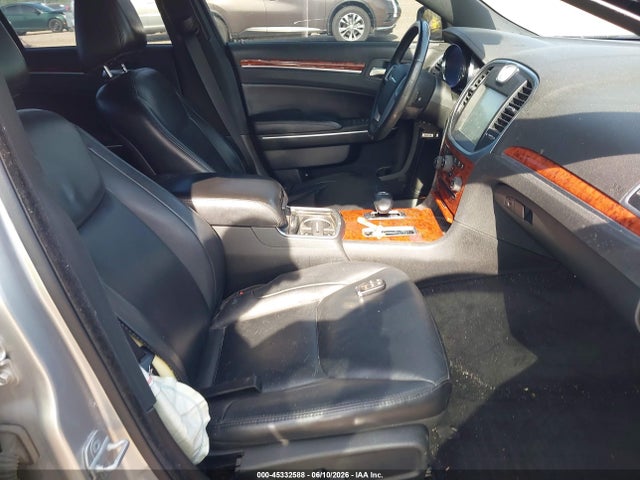 45332588 :رقم المزاد ، 2C3CCAHG7CH313790 vin ، 2012 Chrysler 300 Limited مزاد بيع